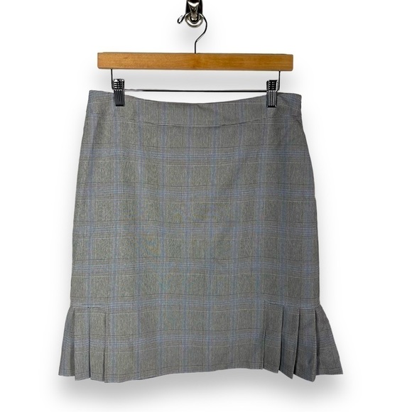 4 for $20 SALE! Tahari by Arthur Levine Plaid Pleat Mini Skirt, Grey Plaid, 8P - Picture 1 of 11